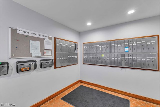 3167 Linden Road 201, Rocky River, OH 44116