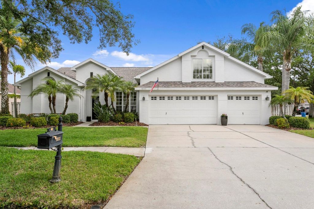 10111 KINGSBRIDGE AVENUE, Tampa, FL 33626