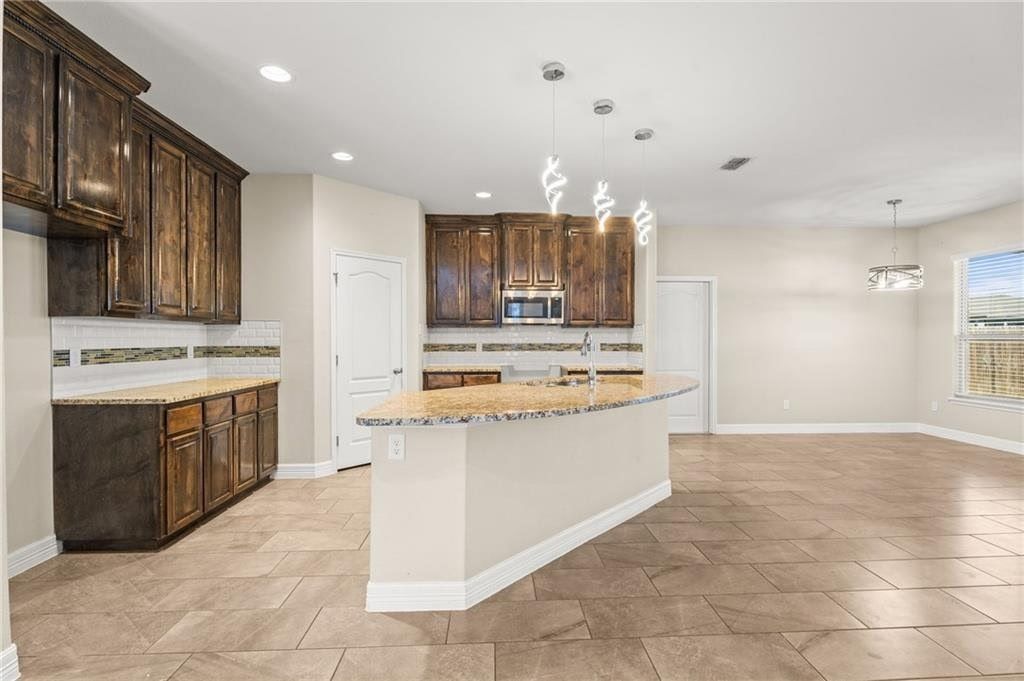 2225 Crystal Bay Dr, Corpus Christi, TX 78414 — photo 4