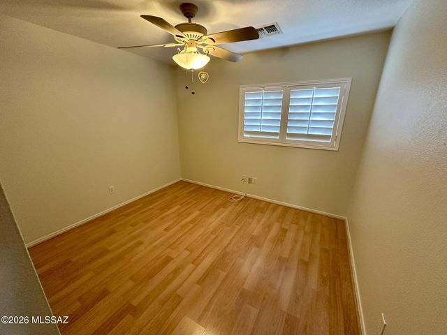 10925 S Raptor Court, Vail, AZ 85641