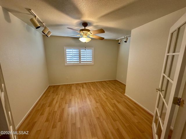 10925 S Raptor Court, Vail, AZ 85641