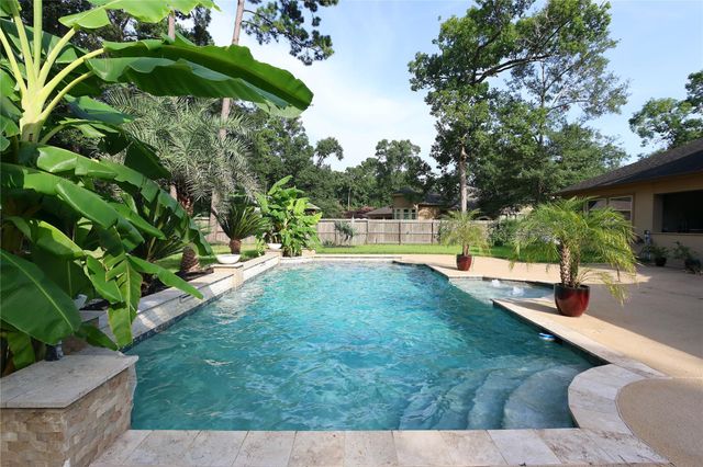 19337 Riverwalk Drive, Porter, TX 77365