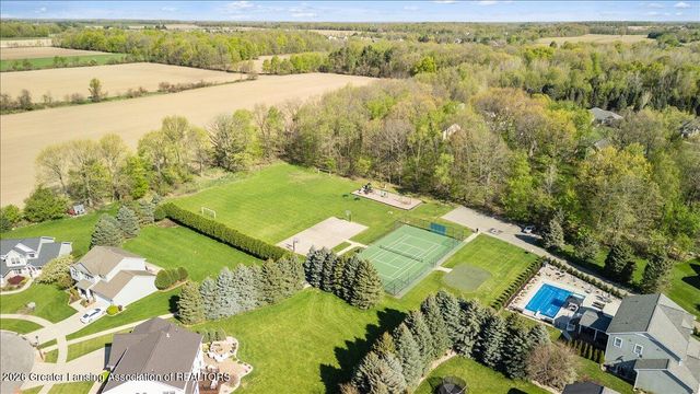 12905 Chartreuse Drive, Dewitt, MI 48820