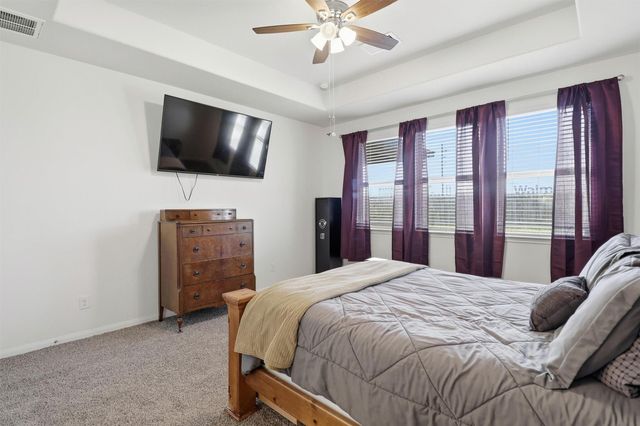 211 White Wing Lane, Sealy, TX 77474