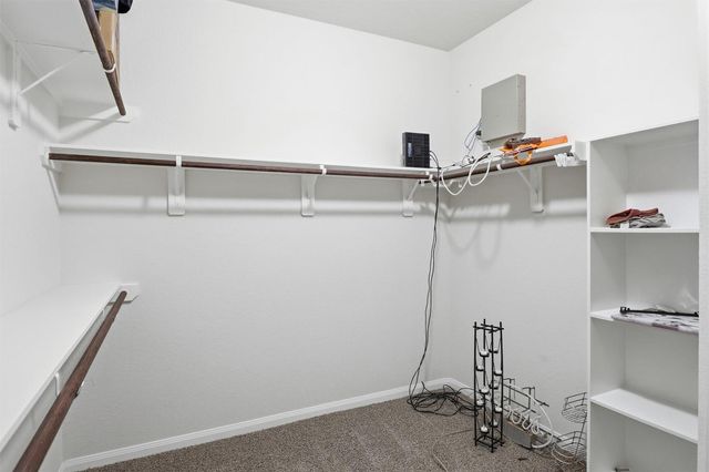 211 White Wing Lane, Sealy, TX 77474