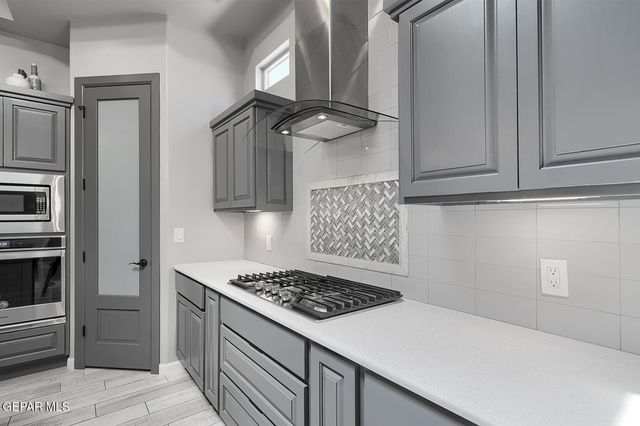 952 ROTHBURY Street, El Paso, TX 79928