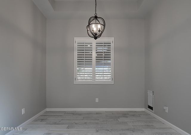 952 ROTHBURY Street, El Paso, TX 79928