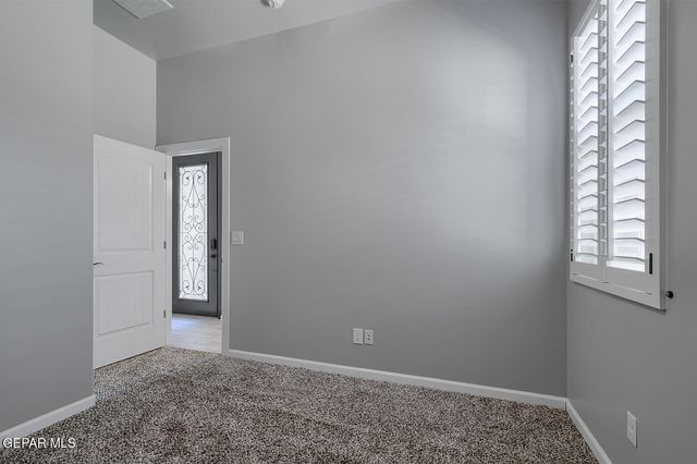 952 ROTHBURY Street, El Paso, TX 79928