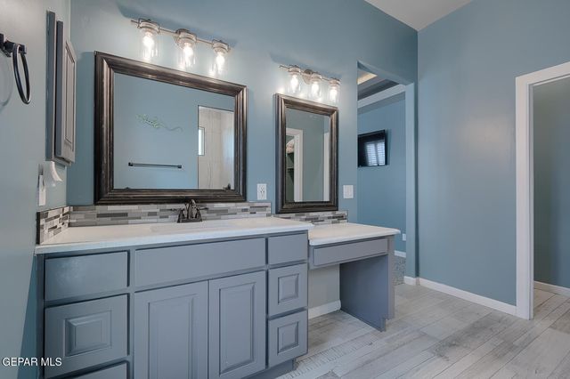 952 ROTHBURY Street, El Paso, TX 79928