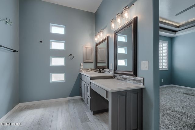 952 ROTHBURY Street, El Paso, TX 79928