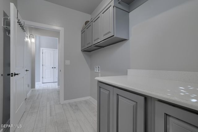 952 ROTHBURY Street, El Paso, TX 79928