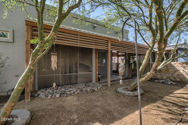 952 ROTHBURY Street, El Paso, TX 79928