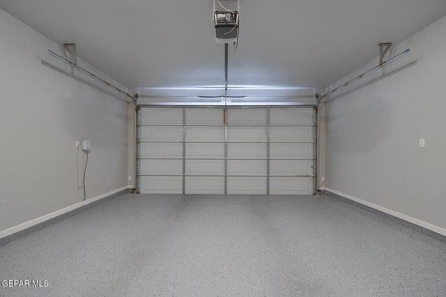 952 ROTHBURY Street, El Paso, TX 79928