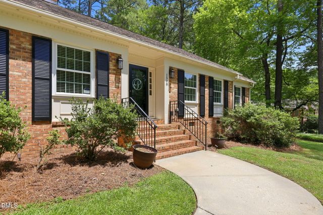 1508 Lord Ashley Drive, Sanford, NC 27330