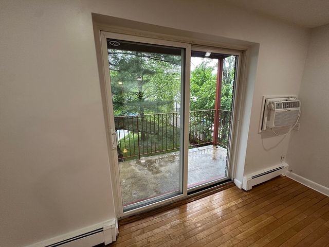 32 Annese Rd 12, Chelsea, MA 02150