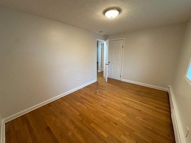 32 Annese Rd 12, Chelsea, MA 02150