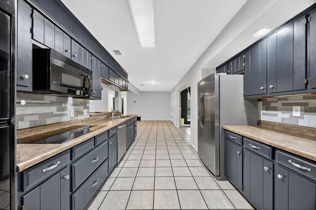 309 Jean Court, Springtown, TX 76082