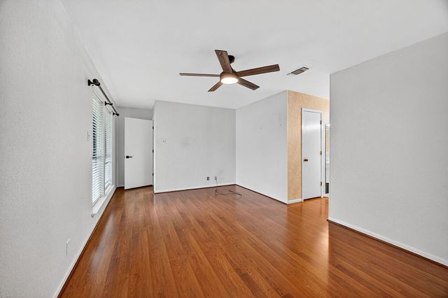 309 Jean Court, Springtown, TX 76082