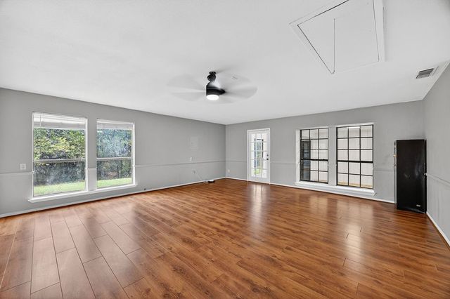 309 Jean Court, Springtown, TX 76082