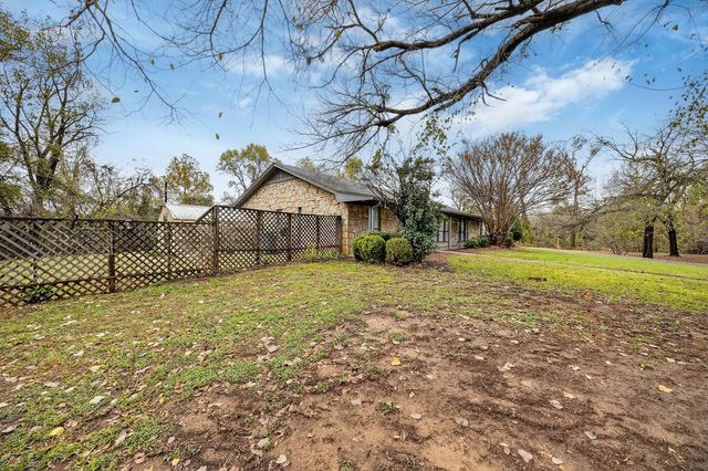 309 Jean Court, Springtown, TX 76082