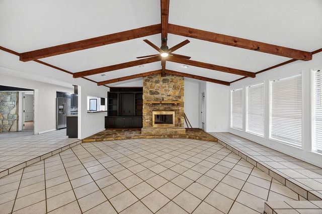 309 Jean Court, Springtown, TX 76082