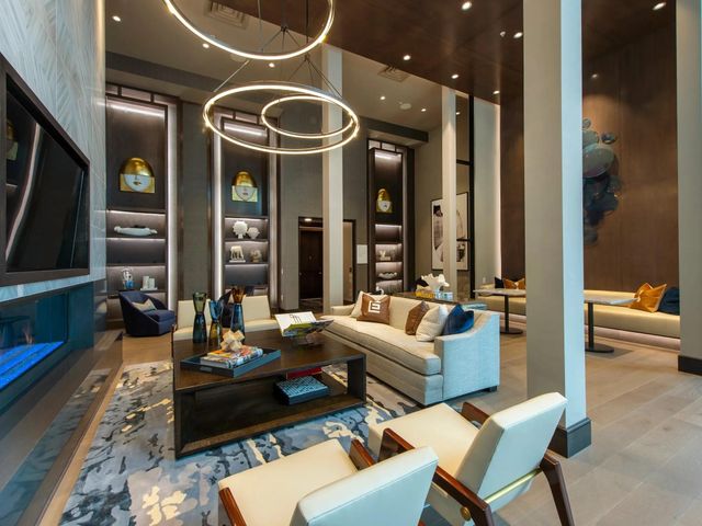 510 W 20th Street 700, Houston, TX 77008