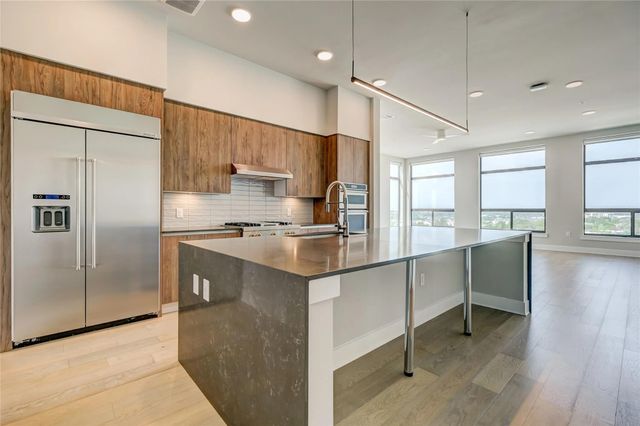 510 W 20th Street 700, Houston, TX 77008