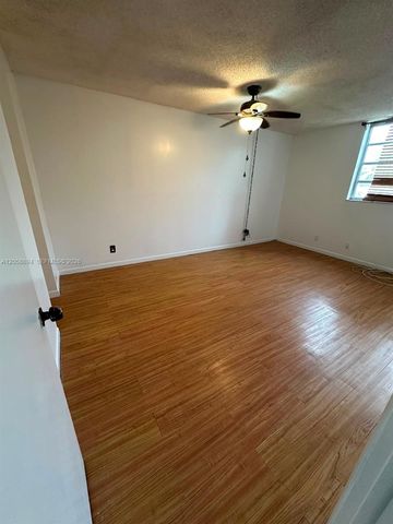2571 Aragon Blvd 317, Sunrise, FL 33322