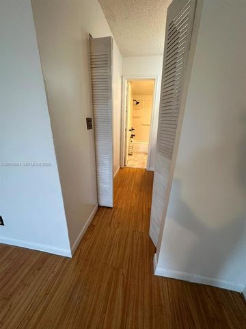 2571 Aragon Blvd 317, Sunrise, FL 33322
