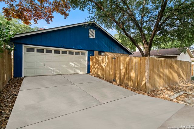 2314 Wilderness Hill, San Antonio, TX 78231