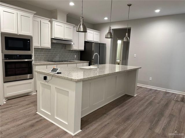1313 Xavier Avenue, Mcallen, TX 78504