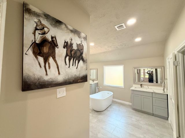 1711 Surrey Court, Richmond, TX 77406