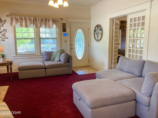 538 N Moffet Avenue, Joplin, MO 64801