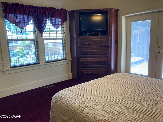 538 N Moffet Avenue, Joplin, MO 64801