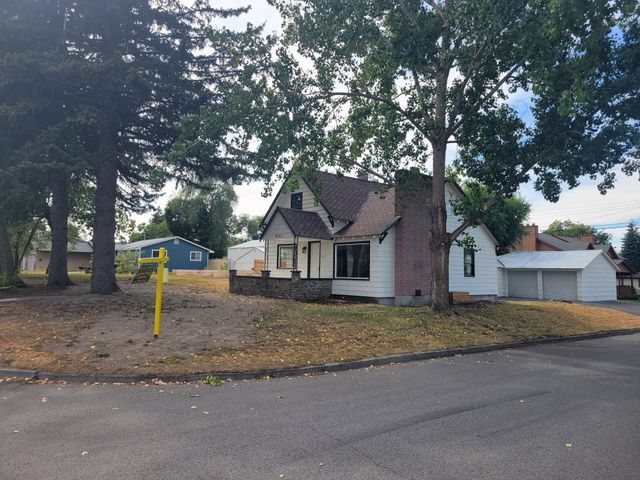6423 N Washington St, Spokane, WA 99208