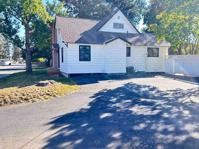 6423 N Washington St, Spokane, WA 99208