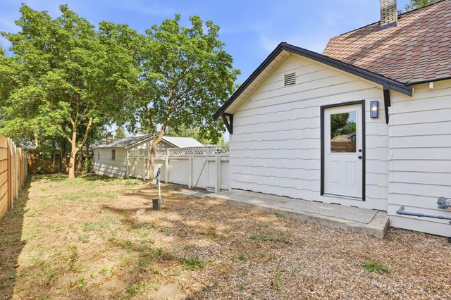 6423 N Washington St, Spokane, WA 99208