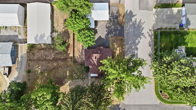 6423 N Washington St, Spokane, WA 99208