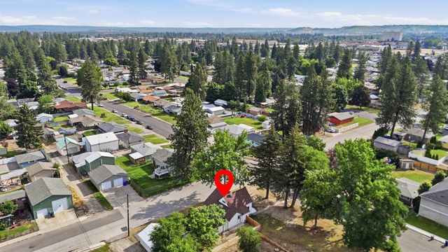 6423 N Washington St, Spokane, WA 99208