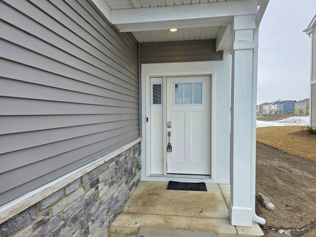 458 Hathaway Lane, Oswego, IL 60543