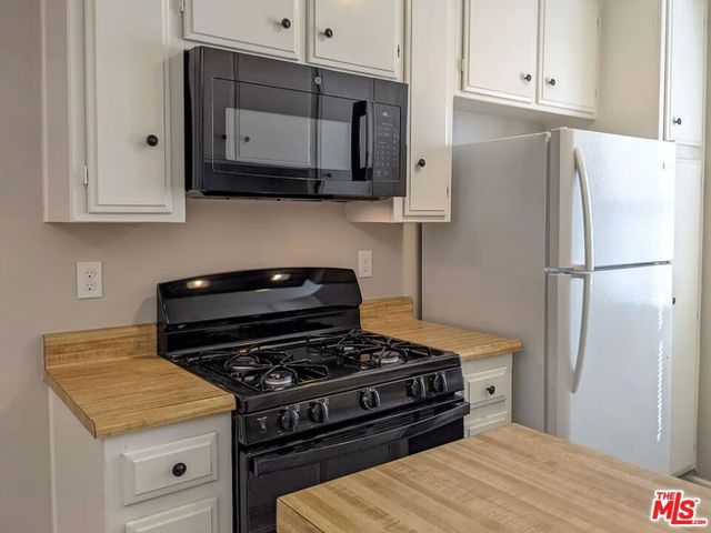 1818 Kelton Avenue 104, Los Angeles, CA 90025