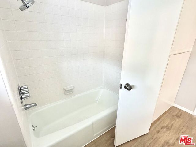 1818 Kelton Avenue 104, Los Angeles, CA 90025