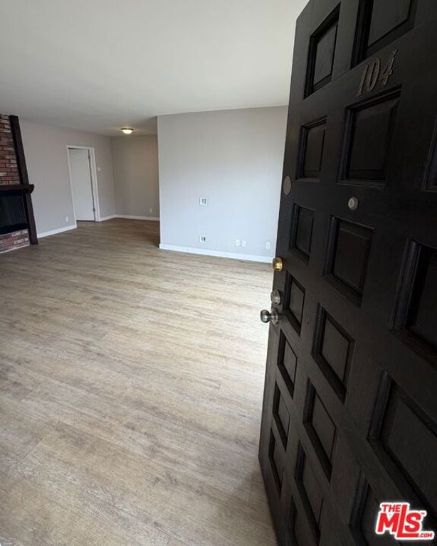 1818 Kelton Avenue 104, Los Angeles, CA 90025