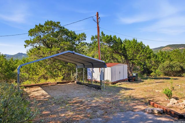 495 KINGS DR, Canyon Lake, TX 78133