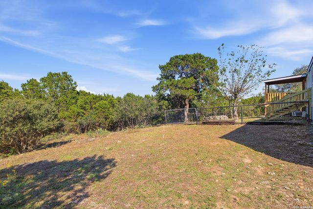 495 KINGS DR, Canyon Lake, TX 78133