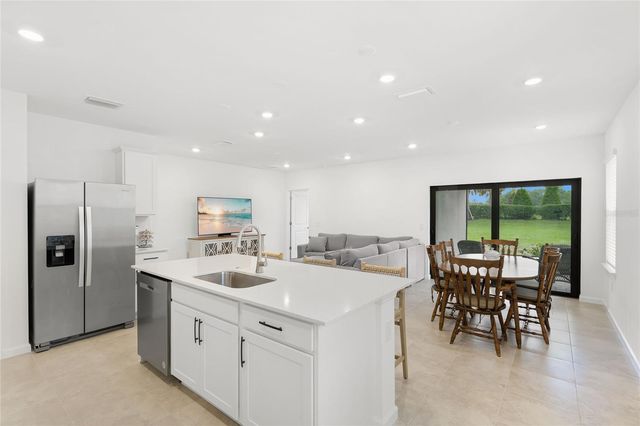 6587 SILVERSTAR DRIVE, Sarasota, FL 34240
