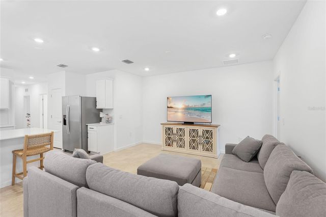 6587 SILVERSTAR DRIVE, Sarasota, FL 34240
