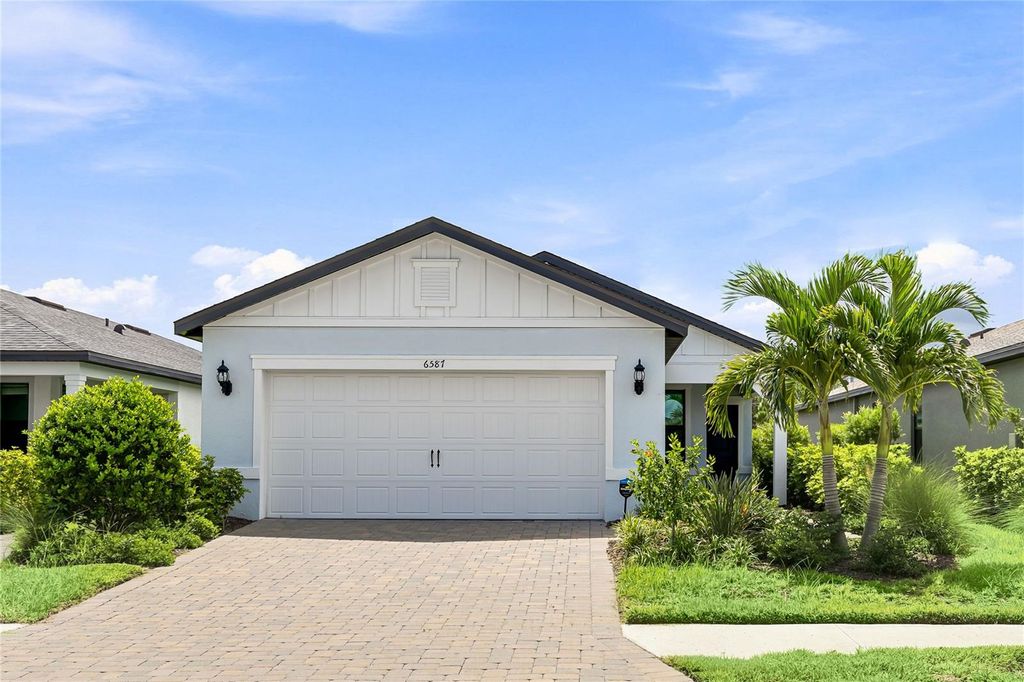 6587 SILVERSTAR DRIVE, Sarasota, FL 34240