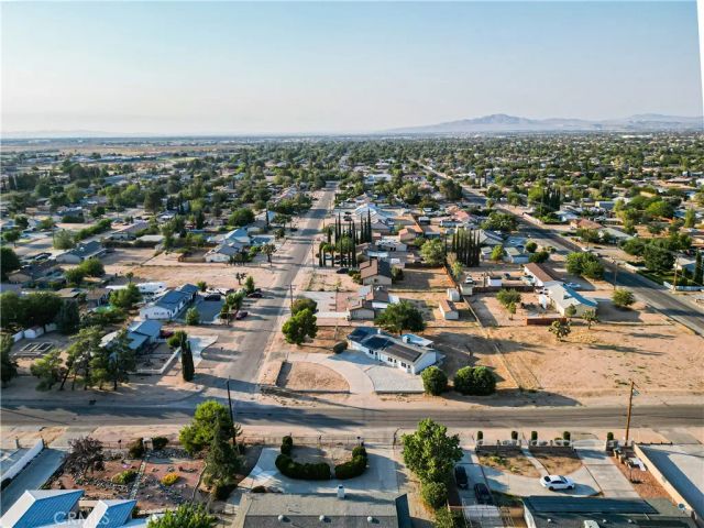 10219 Victor Avenue, Hesperia, CA 92345