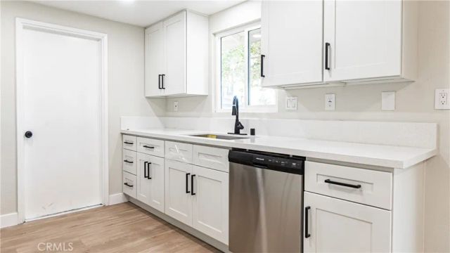 10219 Victor Avenue, Hesperia, CA 92345